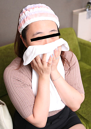 PA-121623-953 ความงามตามธรรมชาติ : ใบหน้าจริงของนางสาวเรน่าผู้สวยงาม